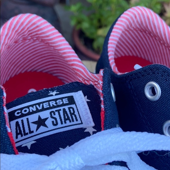 ⭐️ New Stars and Stripes Converse Sneakers Sz 6.5 - Picture 9 of 11
